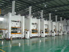 扬力集团JM36-315×5自动化冲压生产线_副本